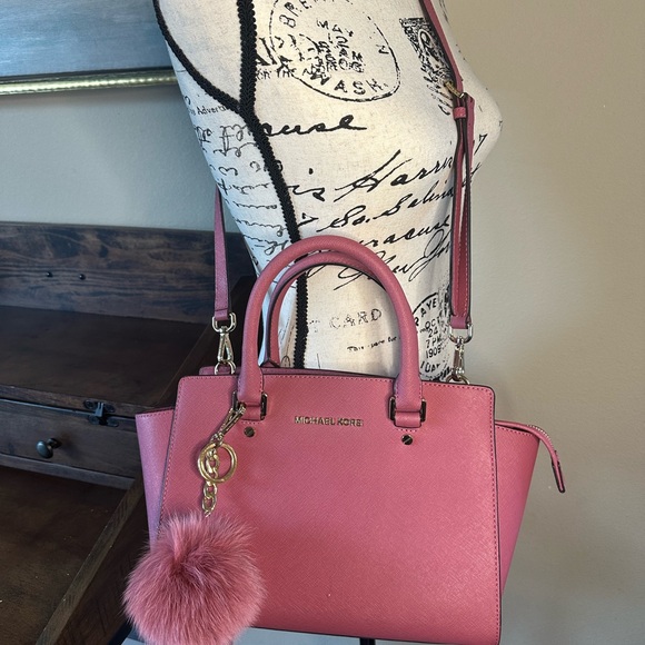 Michael Kors $358 MSRP Selma Tulip Pink Satchel Crossbody and MK Charm - Picture 6 of 11